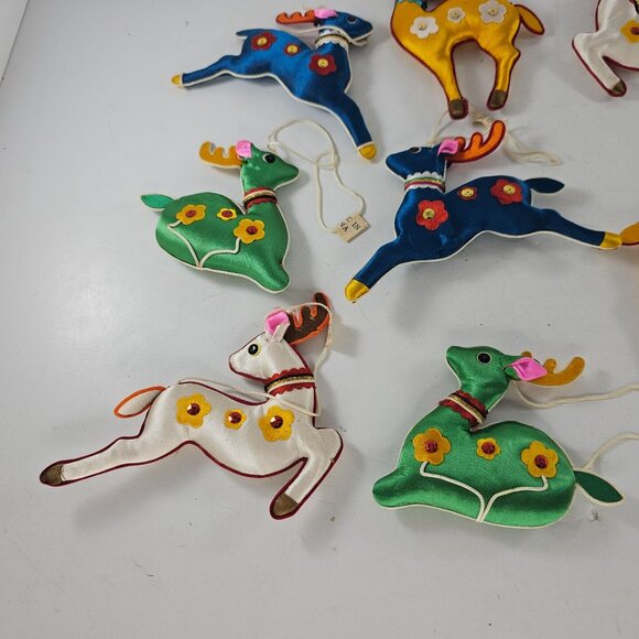 Vintage Chinese Silk Satin Embroidered Reindeer Christmas Ornaments Set Of 8 - Picture 8 of 9